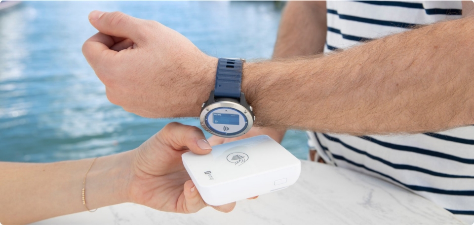 Garmin Pay being used for tap and pay